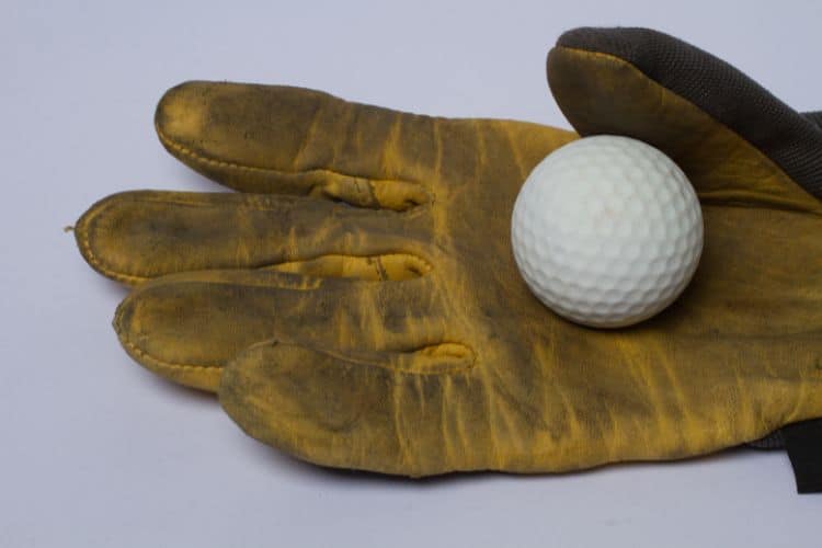How to Clean Golf Gloves to Make Them Feel Brand New